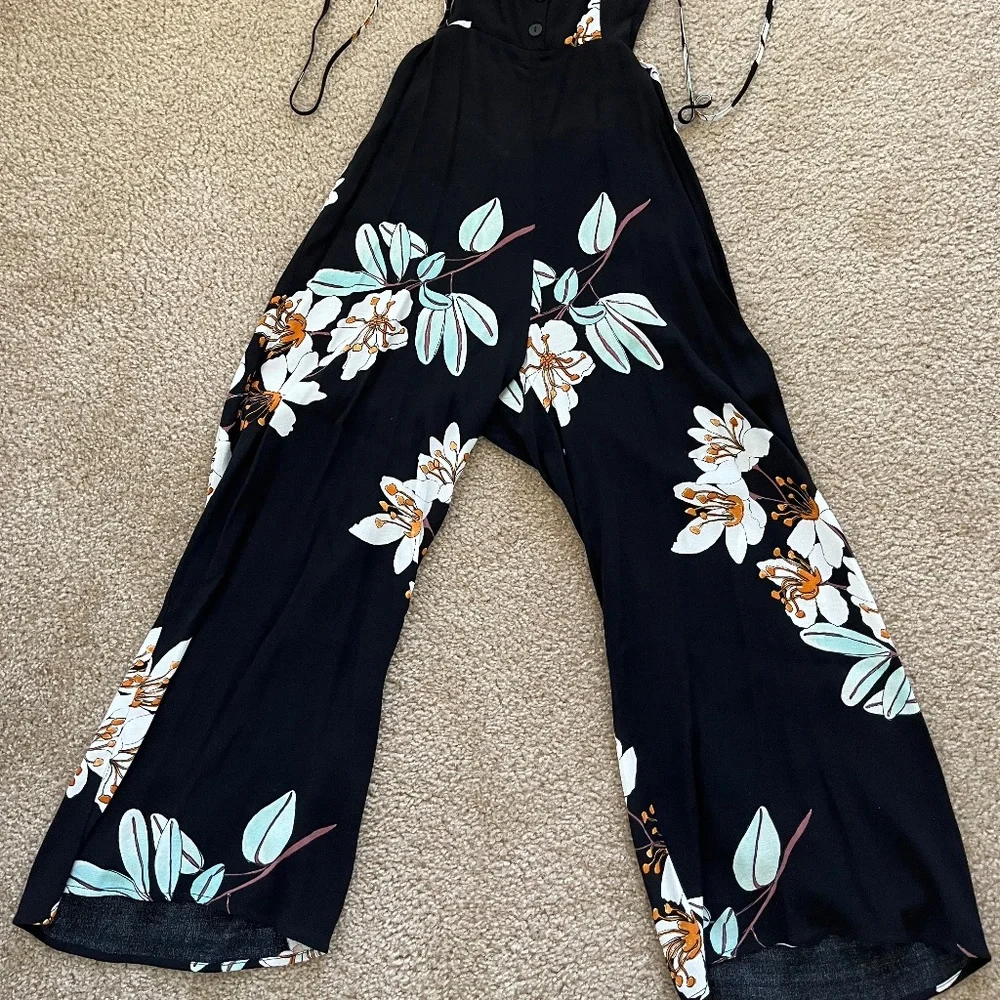 Kimchi Blue Jumpsuit - Picture 2 of 14